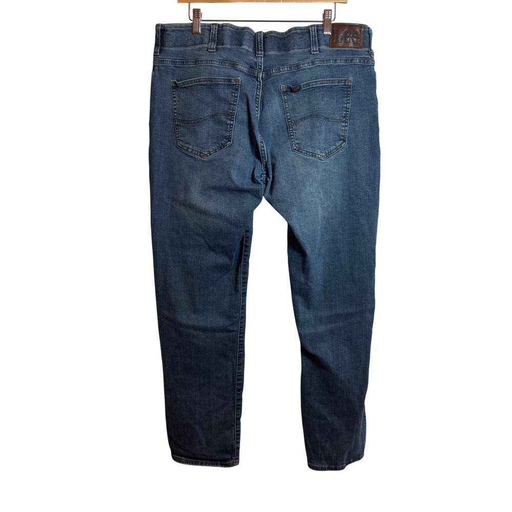 Lee Extreme Motion Men's Size 38x32 Jeans Tapered Leg Blue Denim - Picture 7 of 7